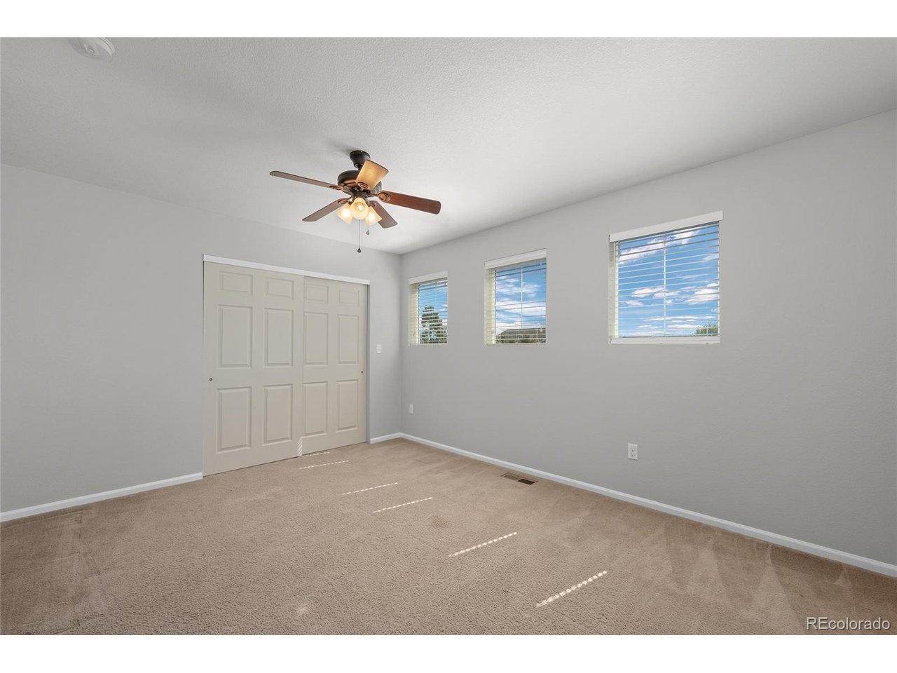 1975 Morningview Ln