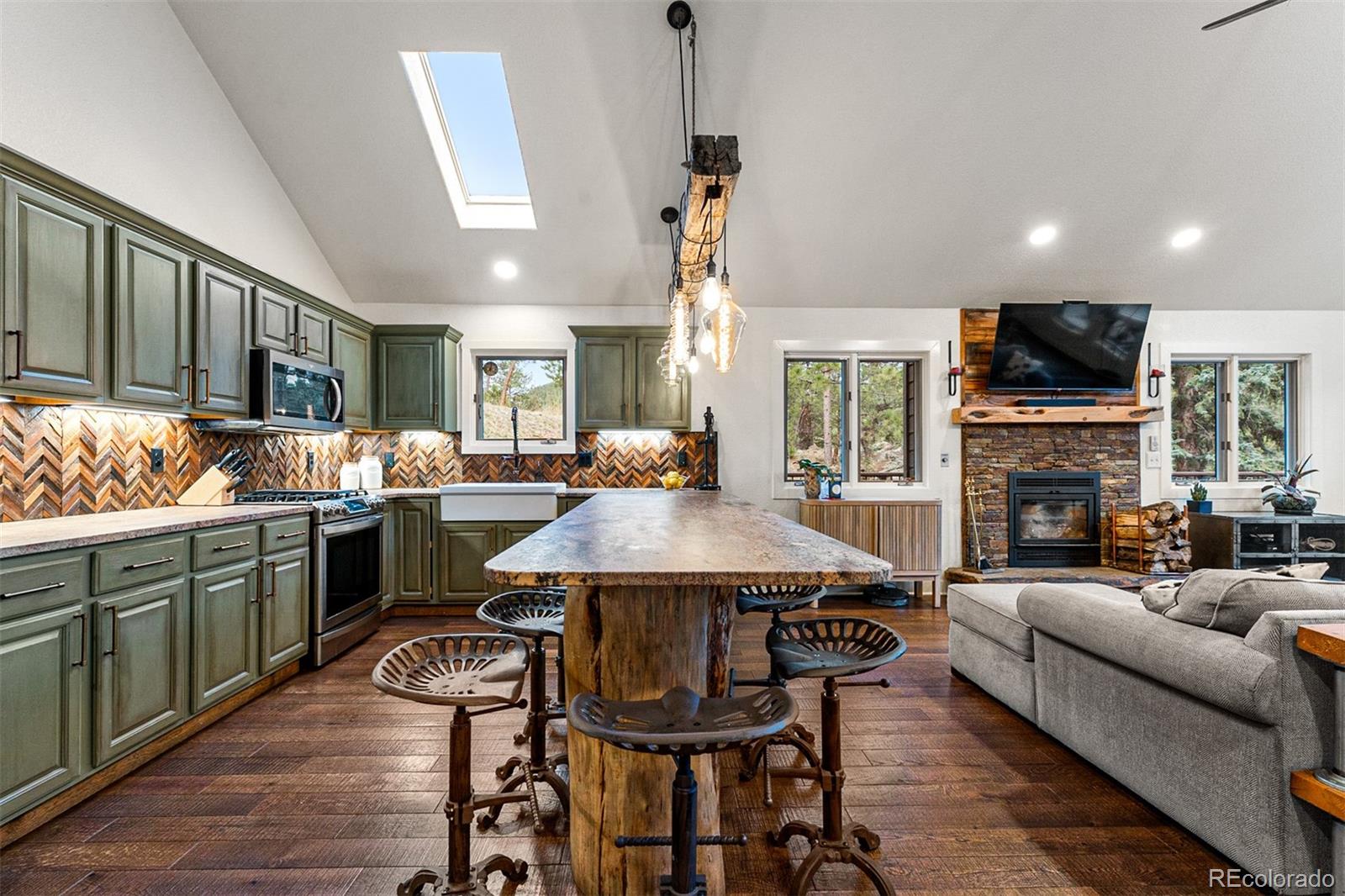 7027 S Brook Forest Road