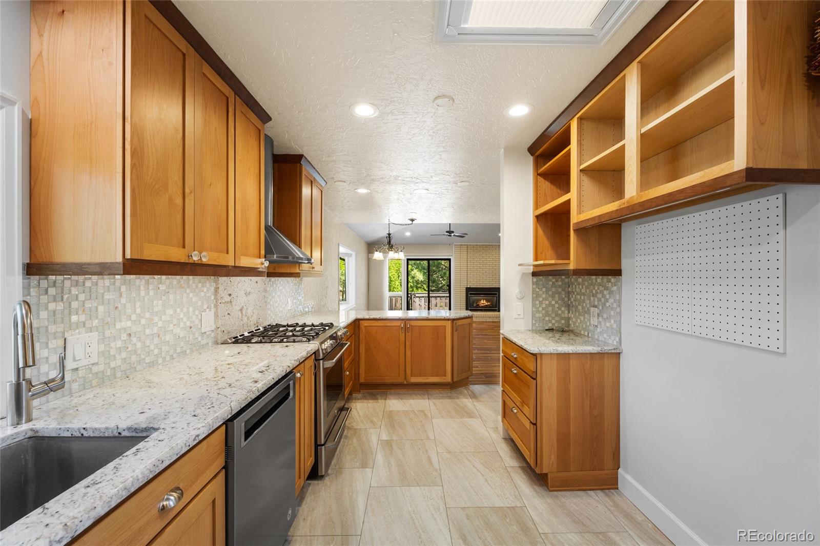 6300 W Mansfield Avenue Unit: 70