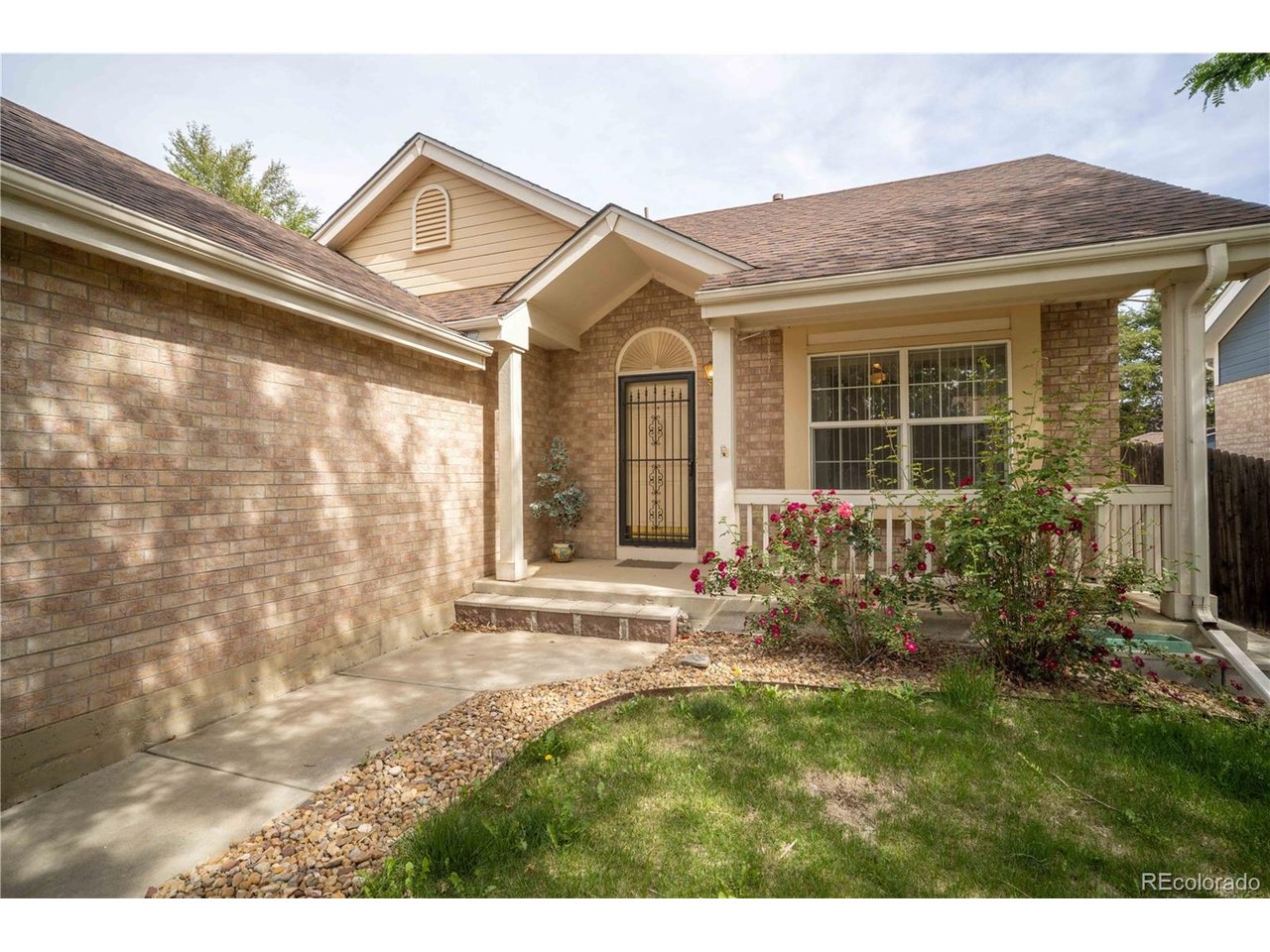 2871 Elaine Dr