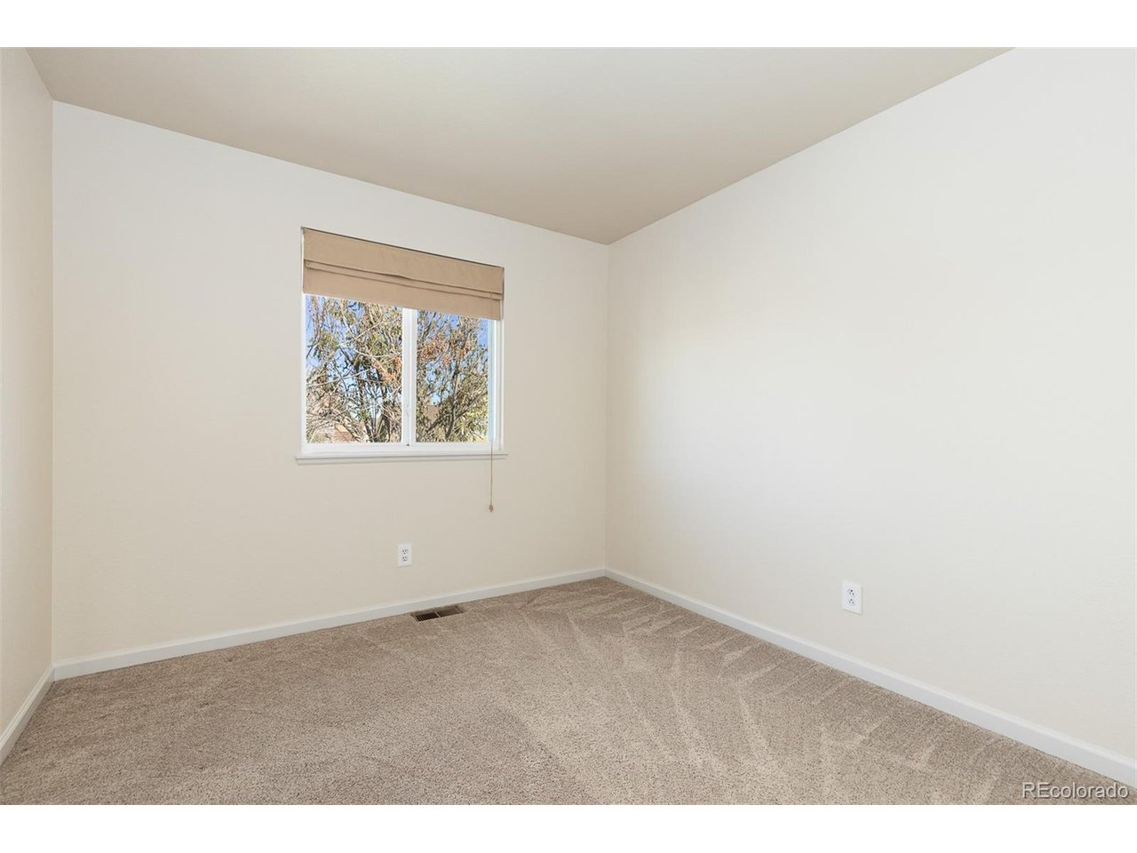 19761 Glendale Ln