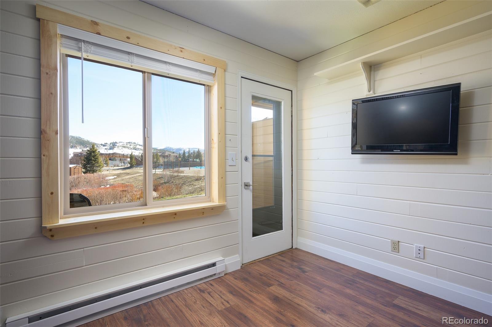 62927 US Highway 40 Unit: 110 (Doors 112 and 114)