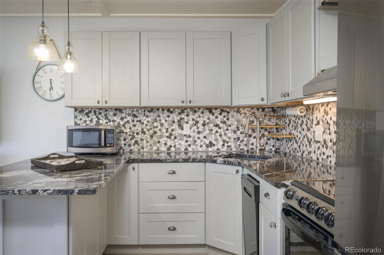 62927 US Highway 40 Unit: 110 (Doors 112 and 114)