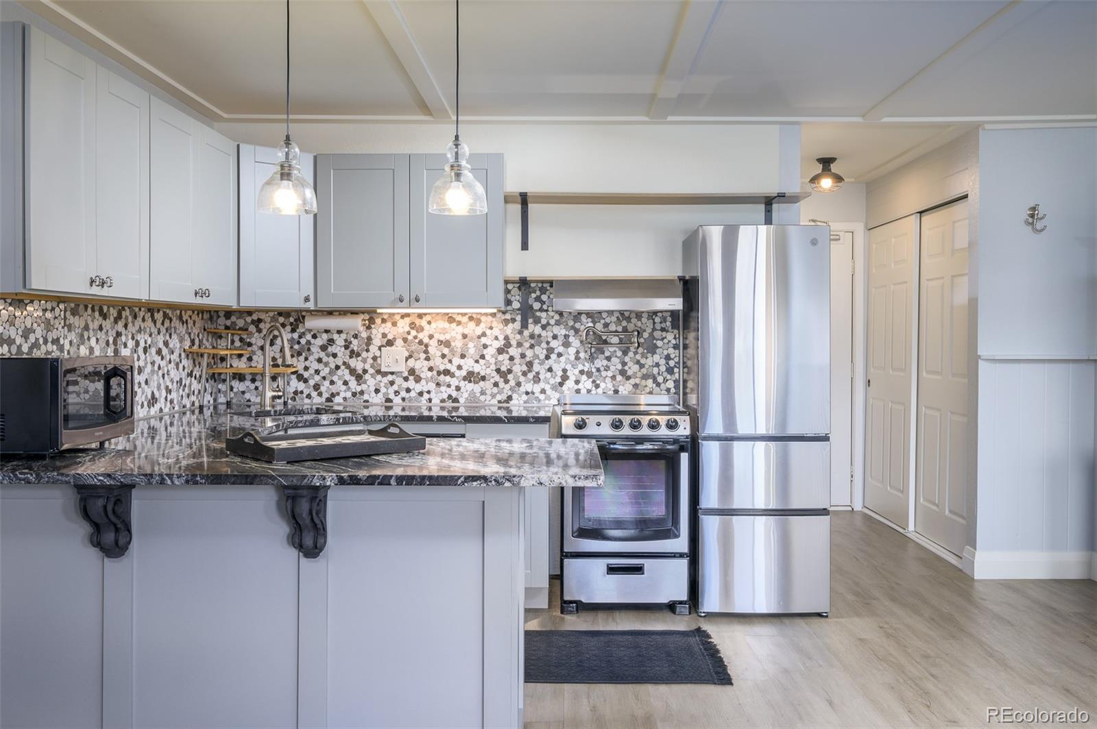 62927 US Highway 40 Unit: 110 (Doors 112 and 114)