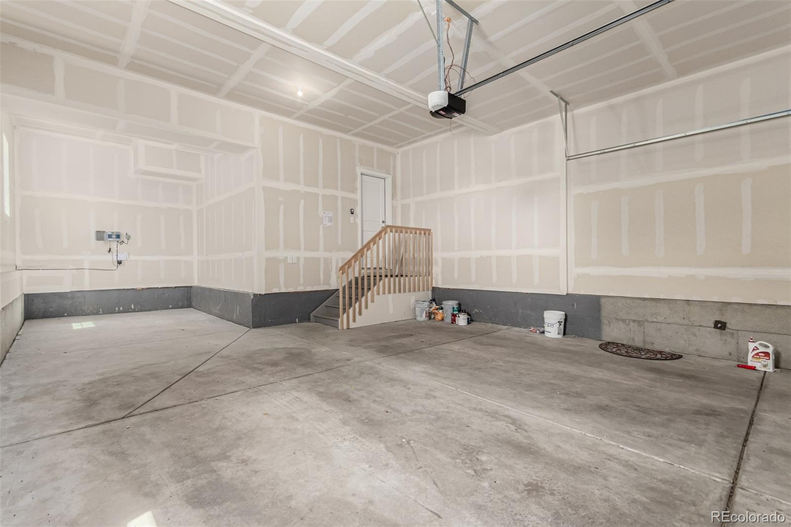 12941 Delaware Street