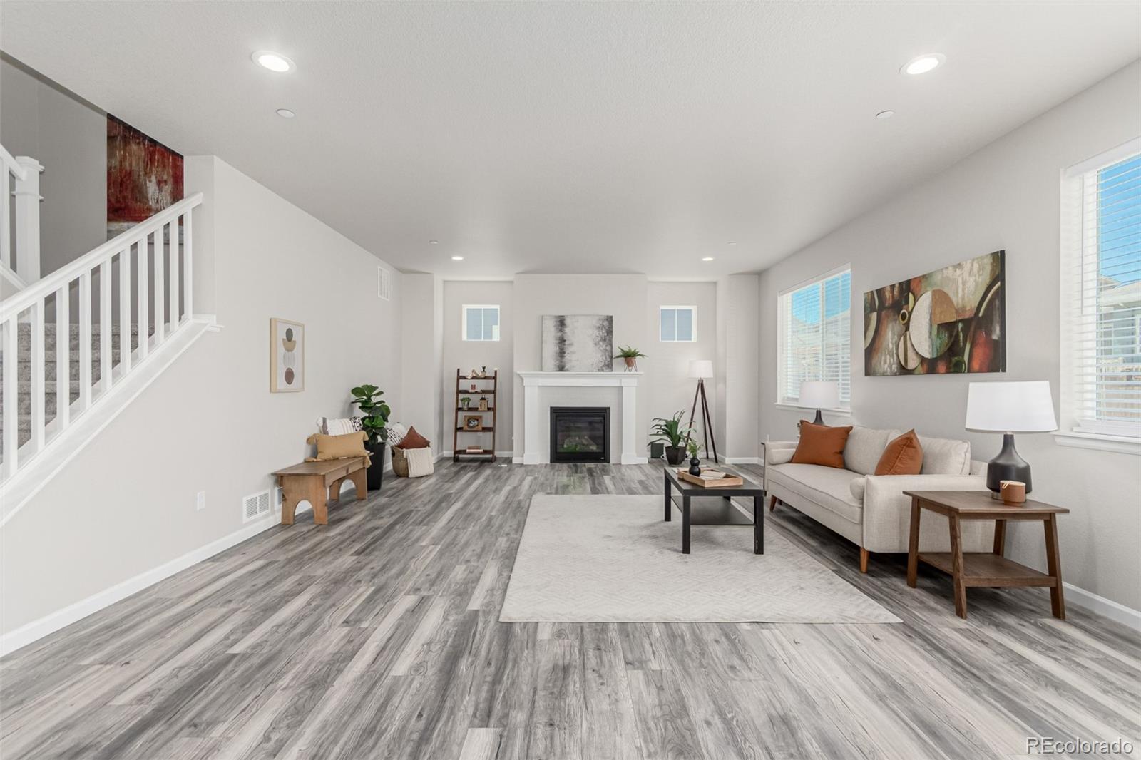 12941 Delaware Street