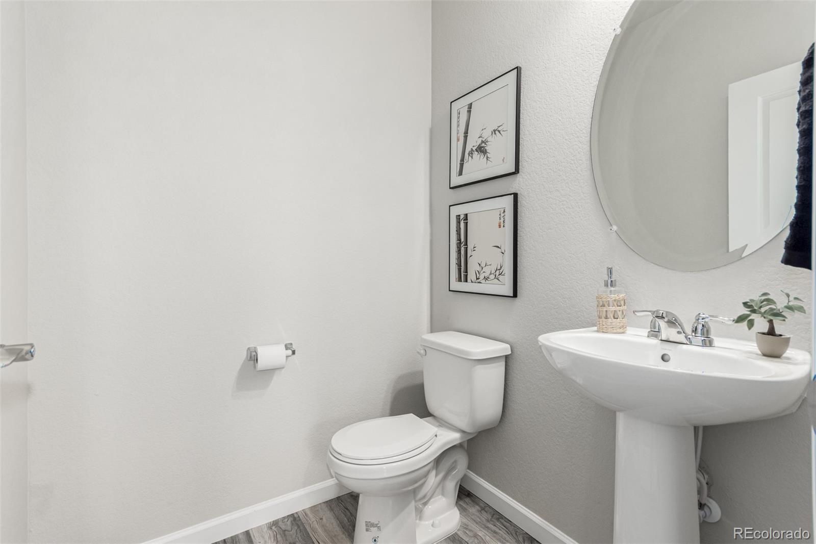 12941 Delaware Street