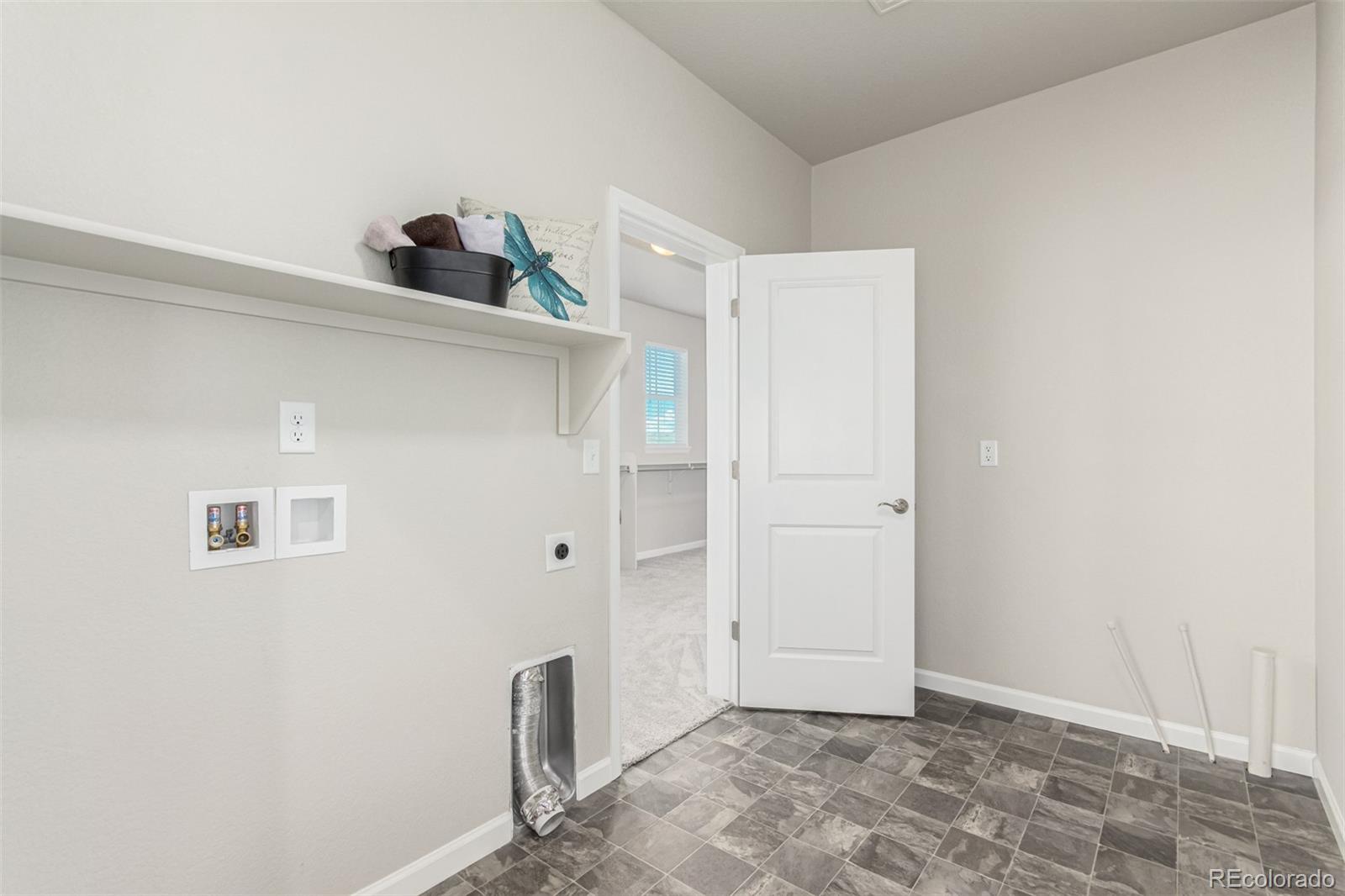 12941 Delaware Street