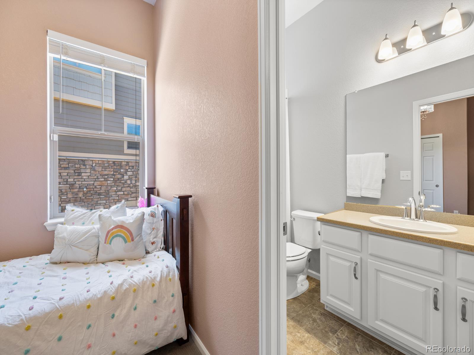 6941 S Robertsdale Court