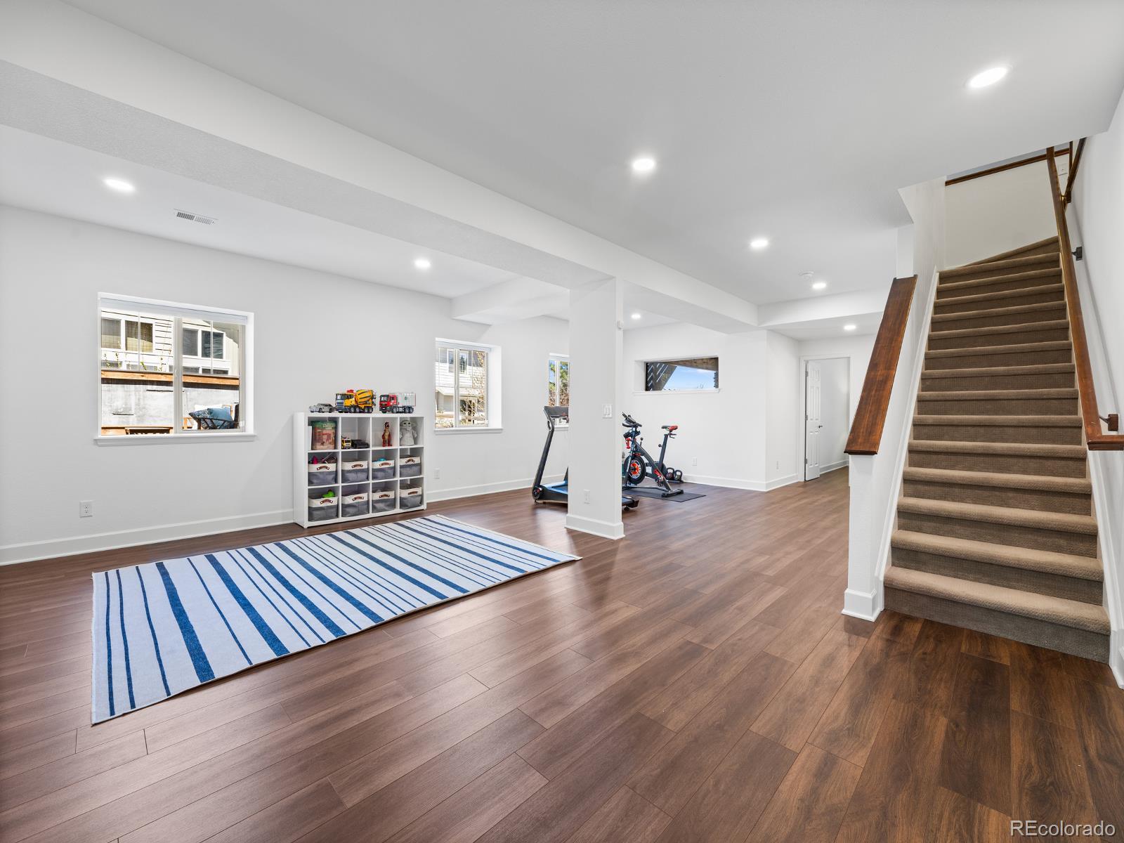 6941 S Robertsdale Court