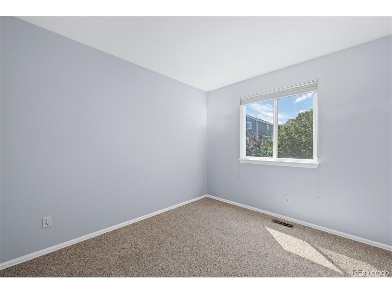 352 English Sparrow Dr