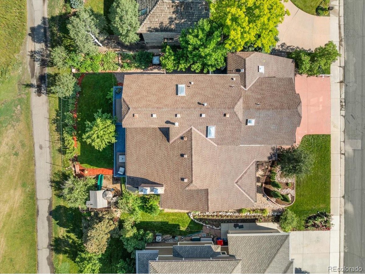 1175 Oakhurst Dr