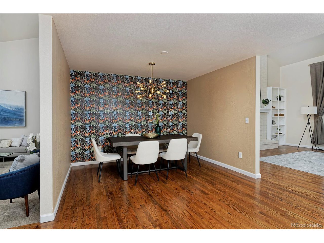 1175 Oakhurst Dr