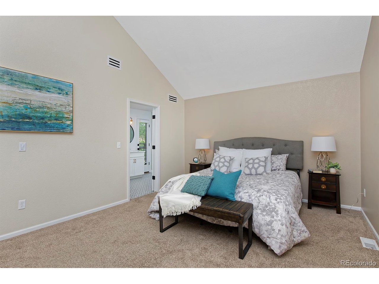 1175 Oakhurst Dr