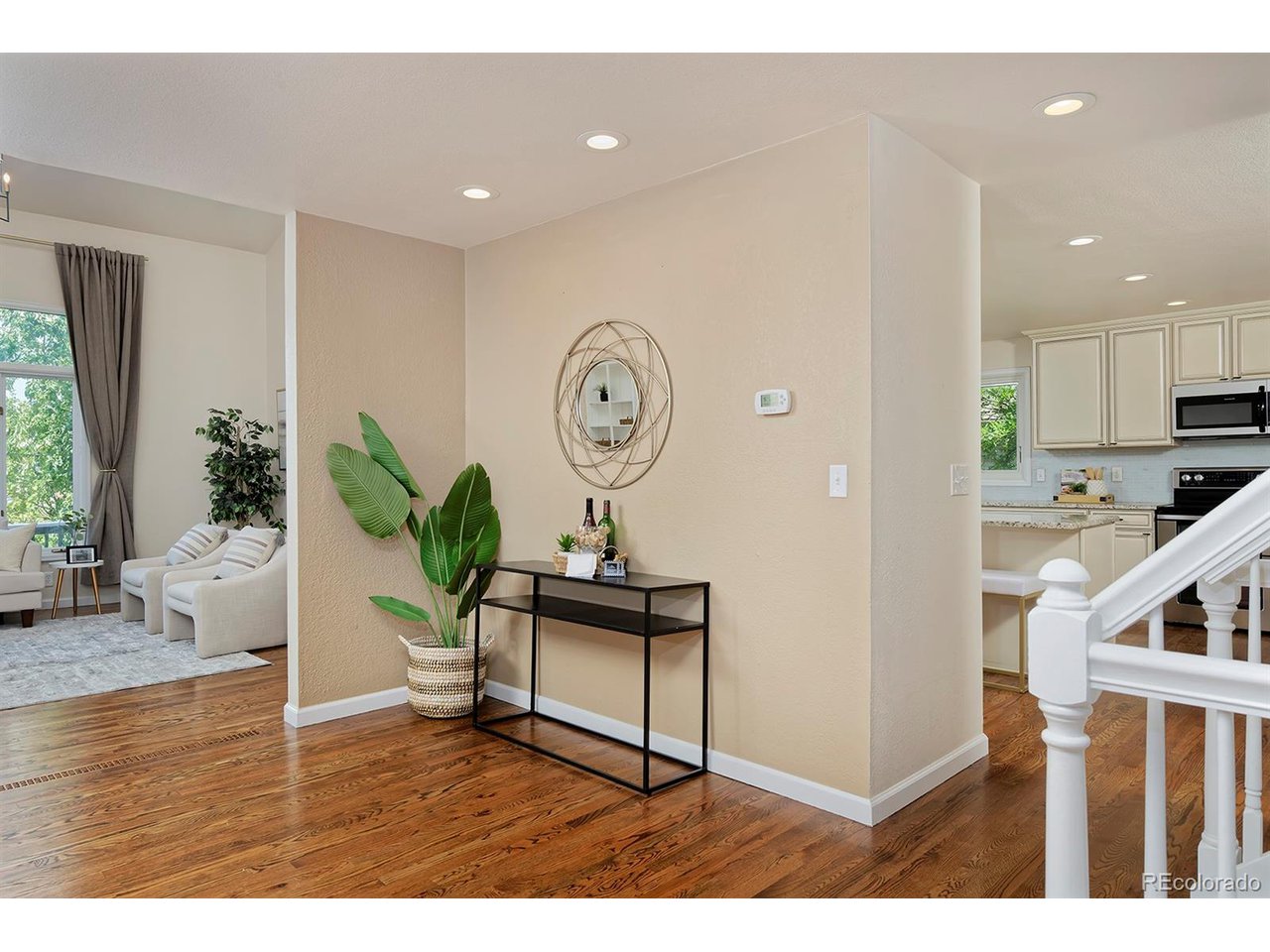 1175 Oakhurst Dr