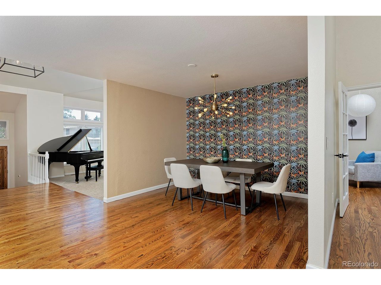 1175 Oakhurst Dr