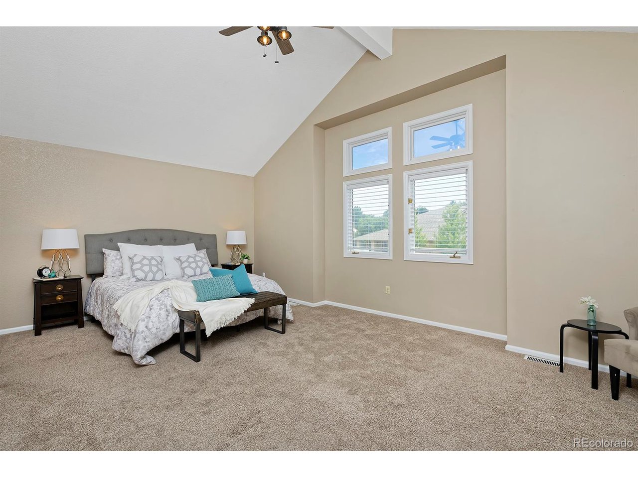 1175 Oakhurst Dr
