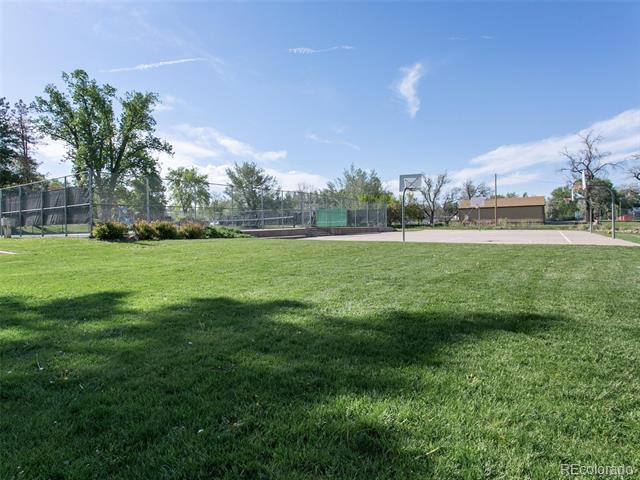 207 Short Place