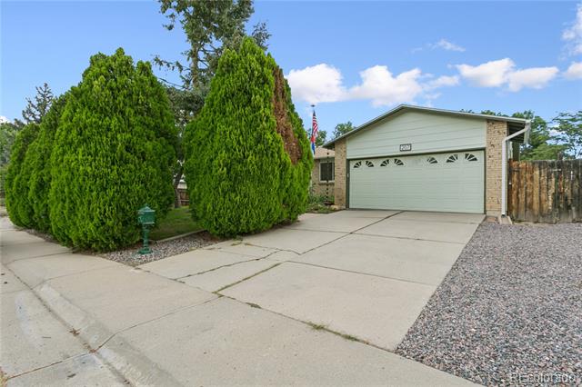 207 Short Place