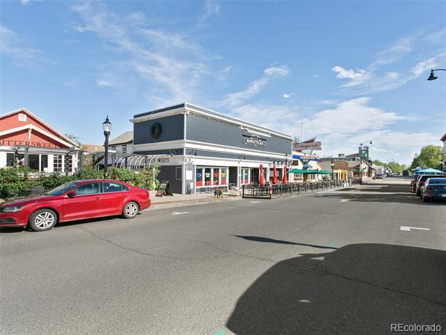 207 Short Place