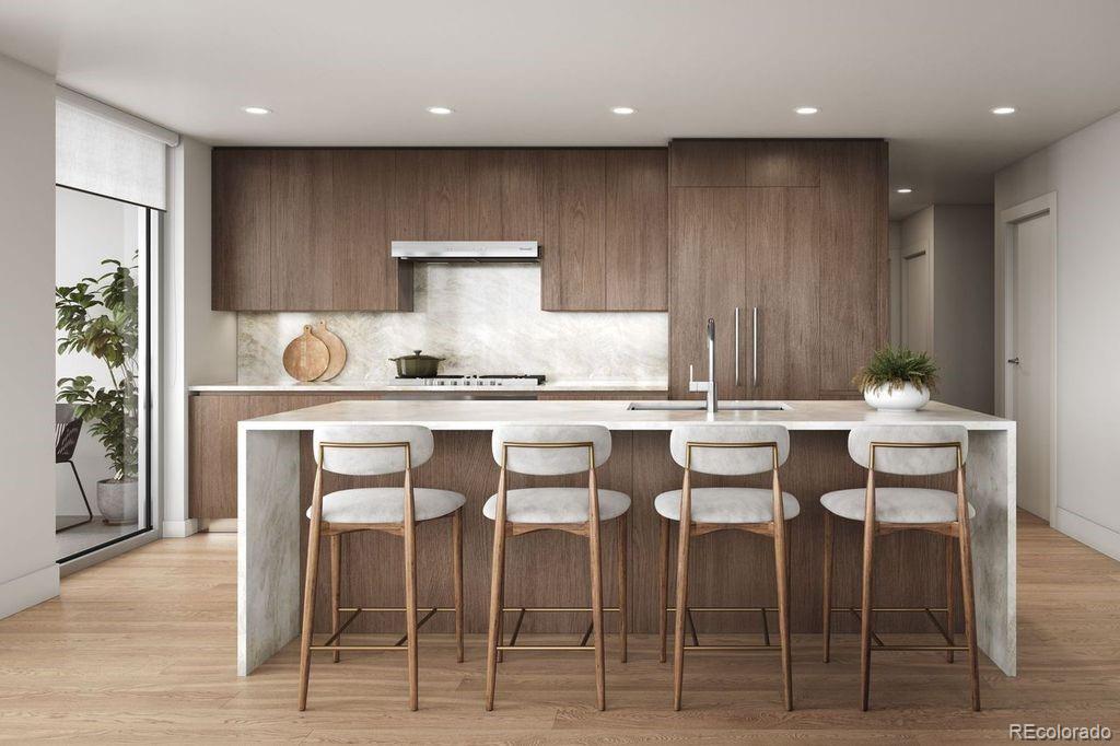 525 18th Street Unit: 3809