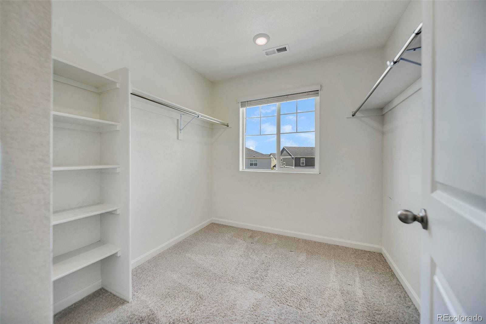 502 Ledge Street