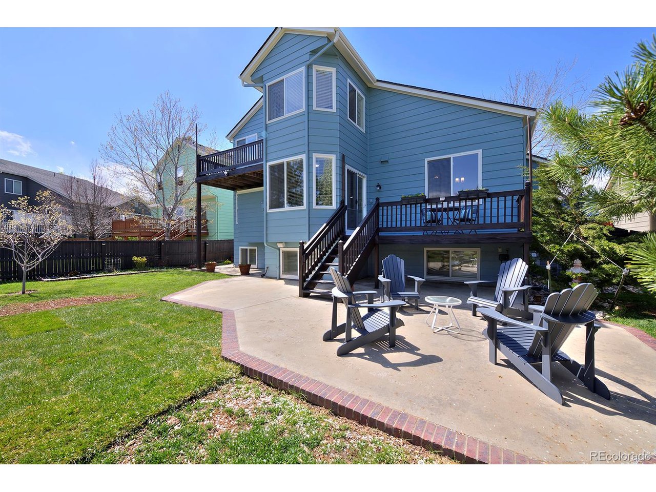 1889 Wilson Cir