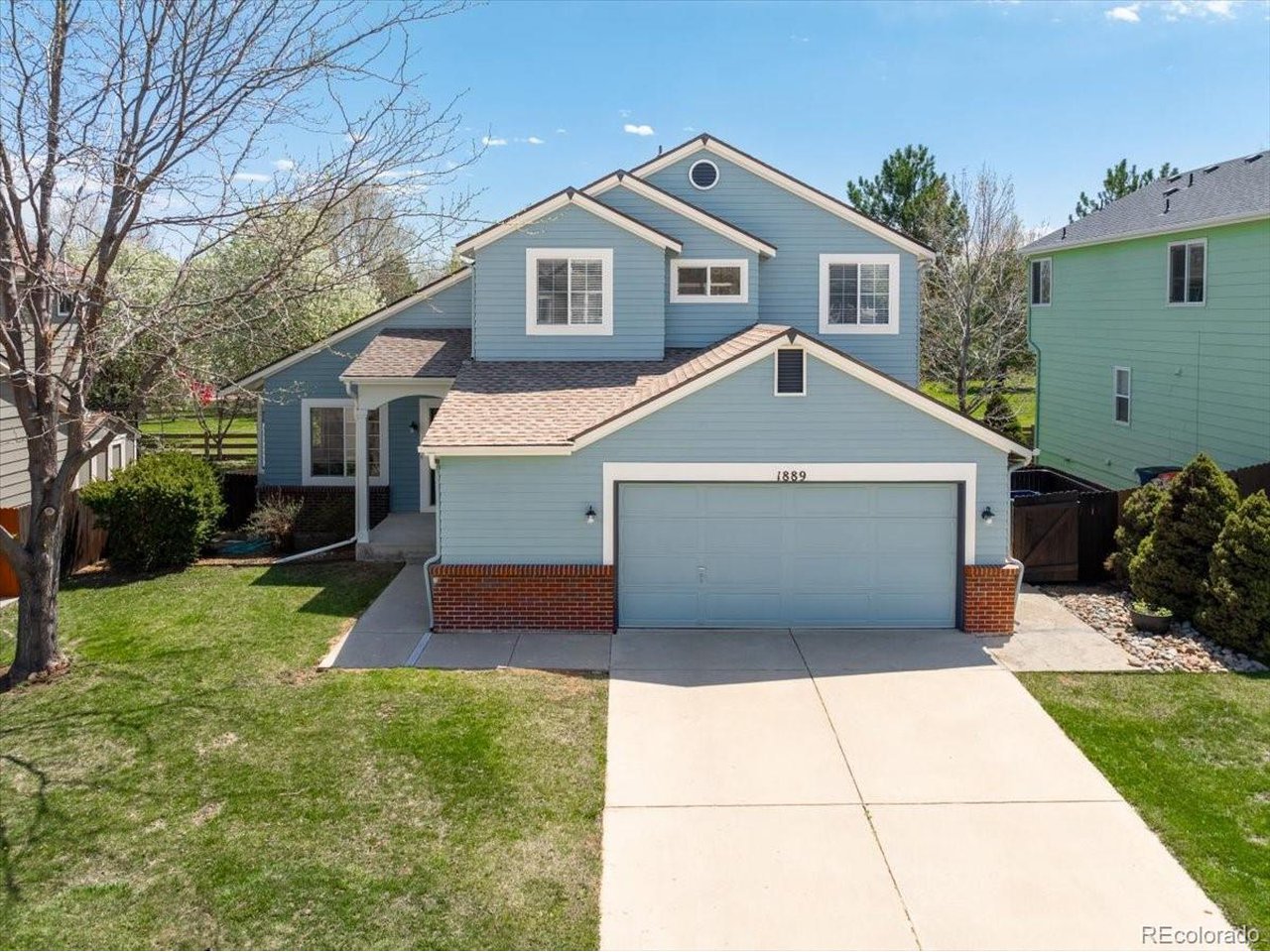 1889 Wilson Cir