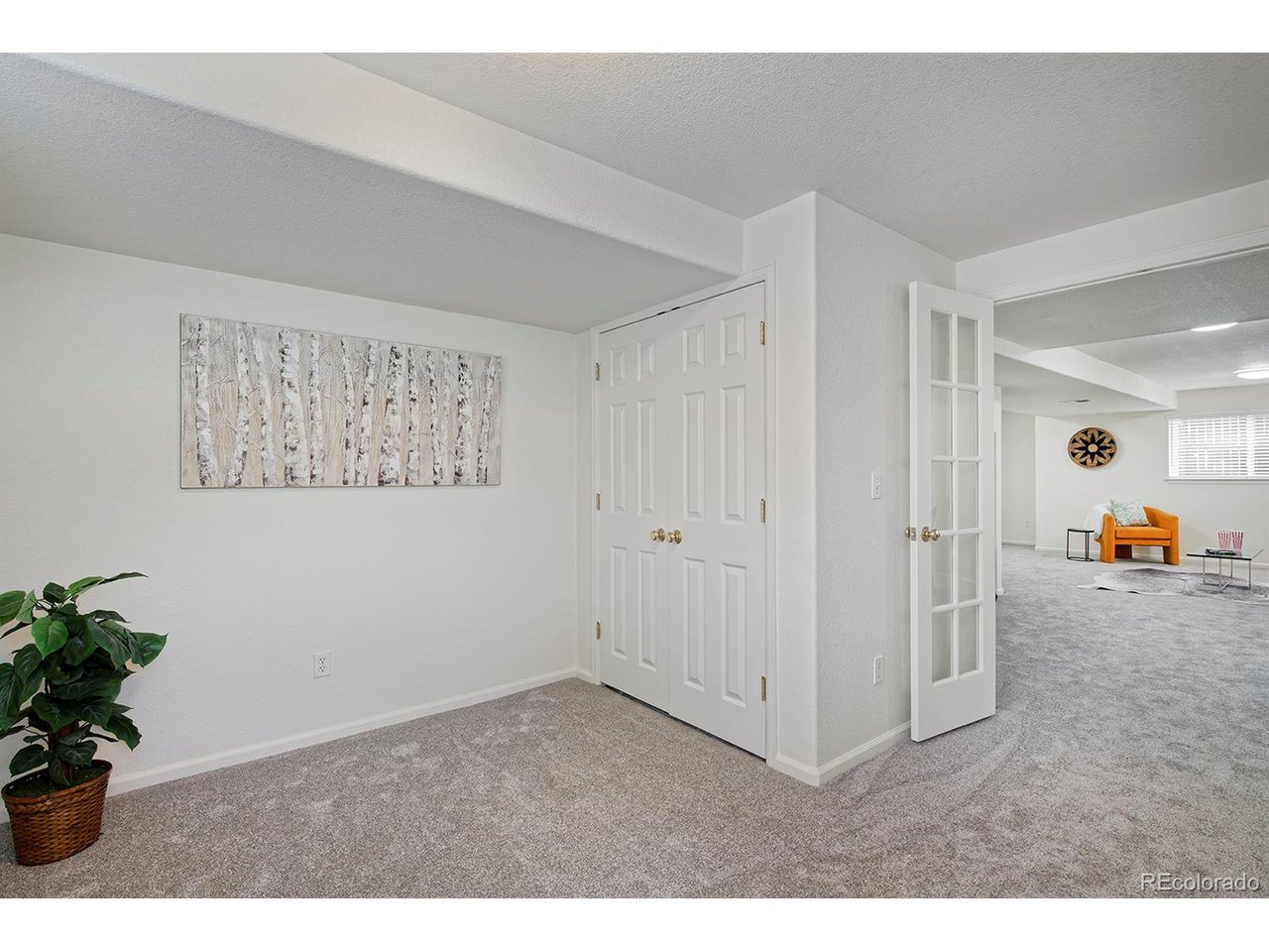 1889 Wilson Cir