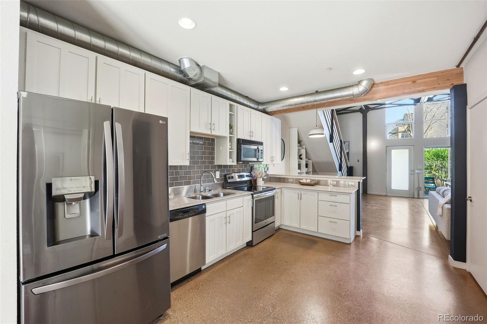 3033 Blake Street Unit: 124