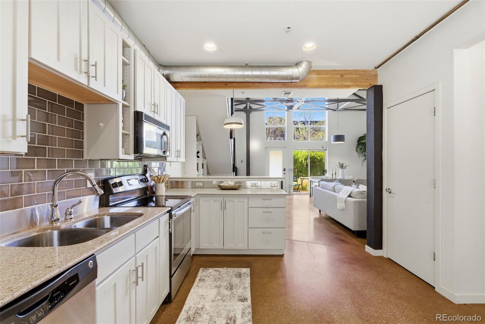 3033 Blake Street Unit: 124