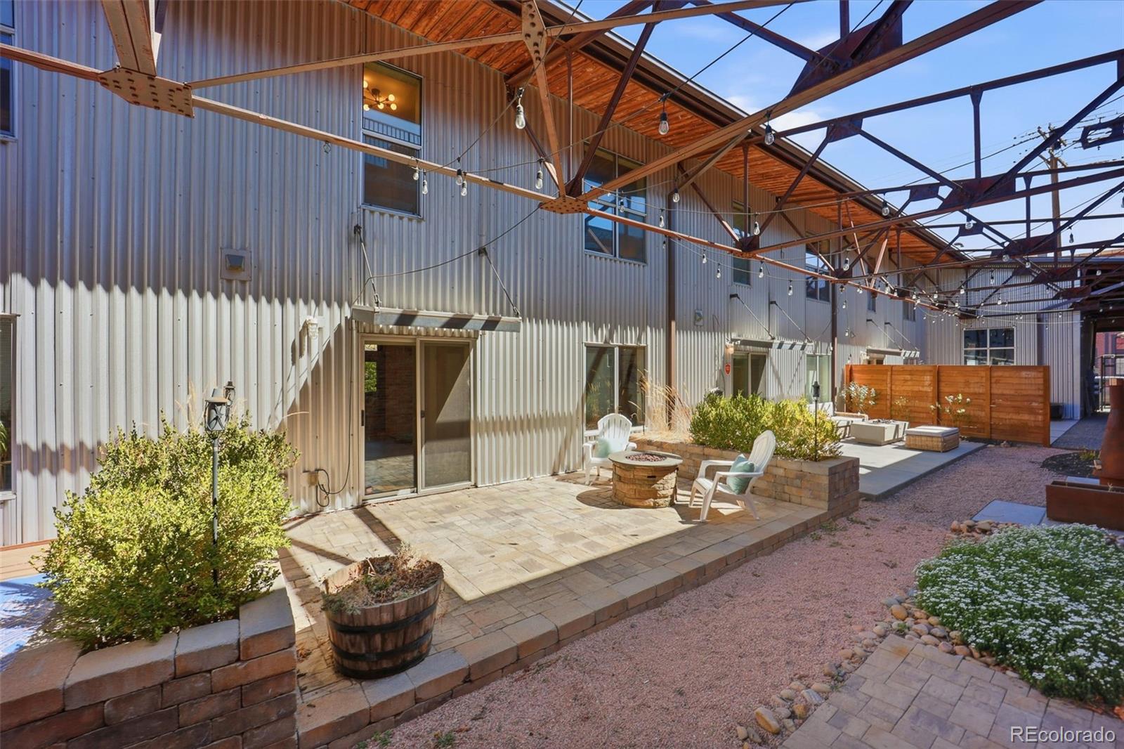 3033 Blake Street Unit: 124