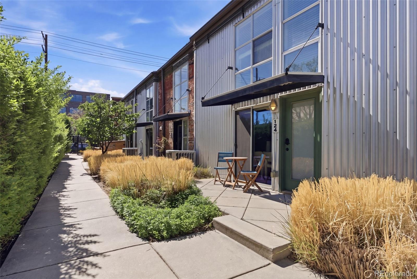 3033 Blake Street Unit: 124