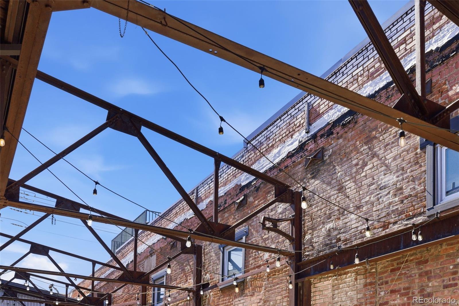 3033 Blake Street Unit: 124