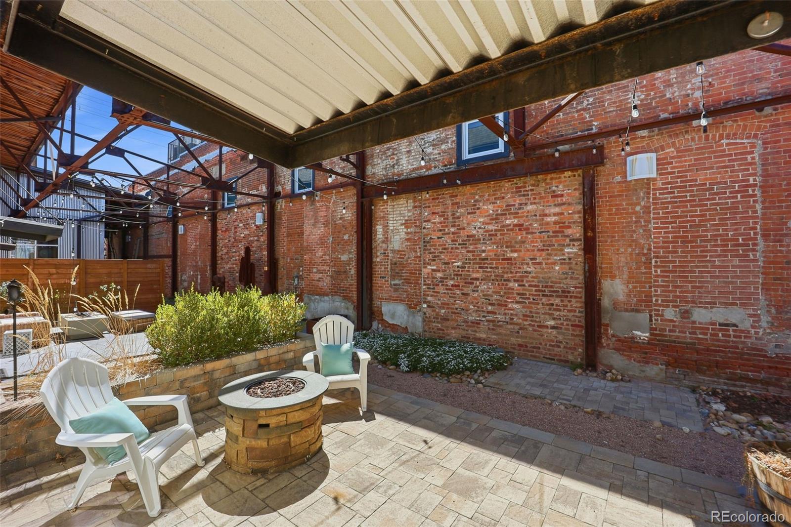 3033 Blake Street Unit: 124