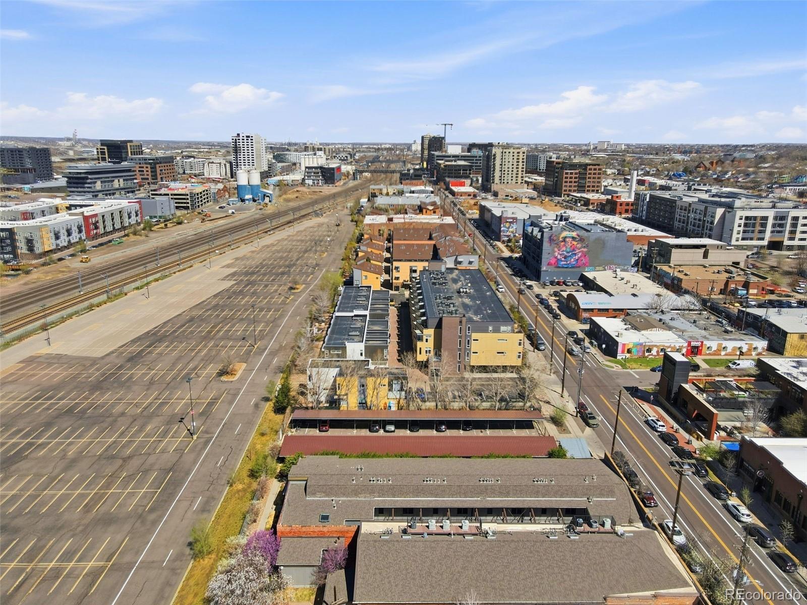 3033 Blake Street Unit: 124