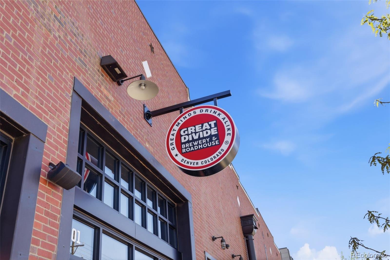 3033 Blake Street Unit: 124