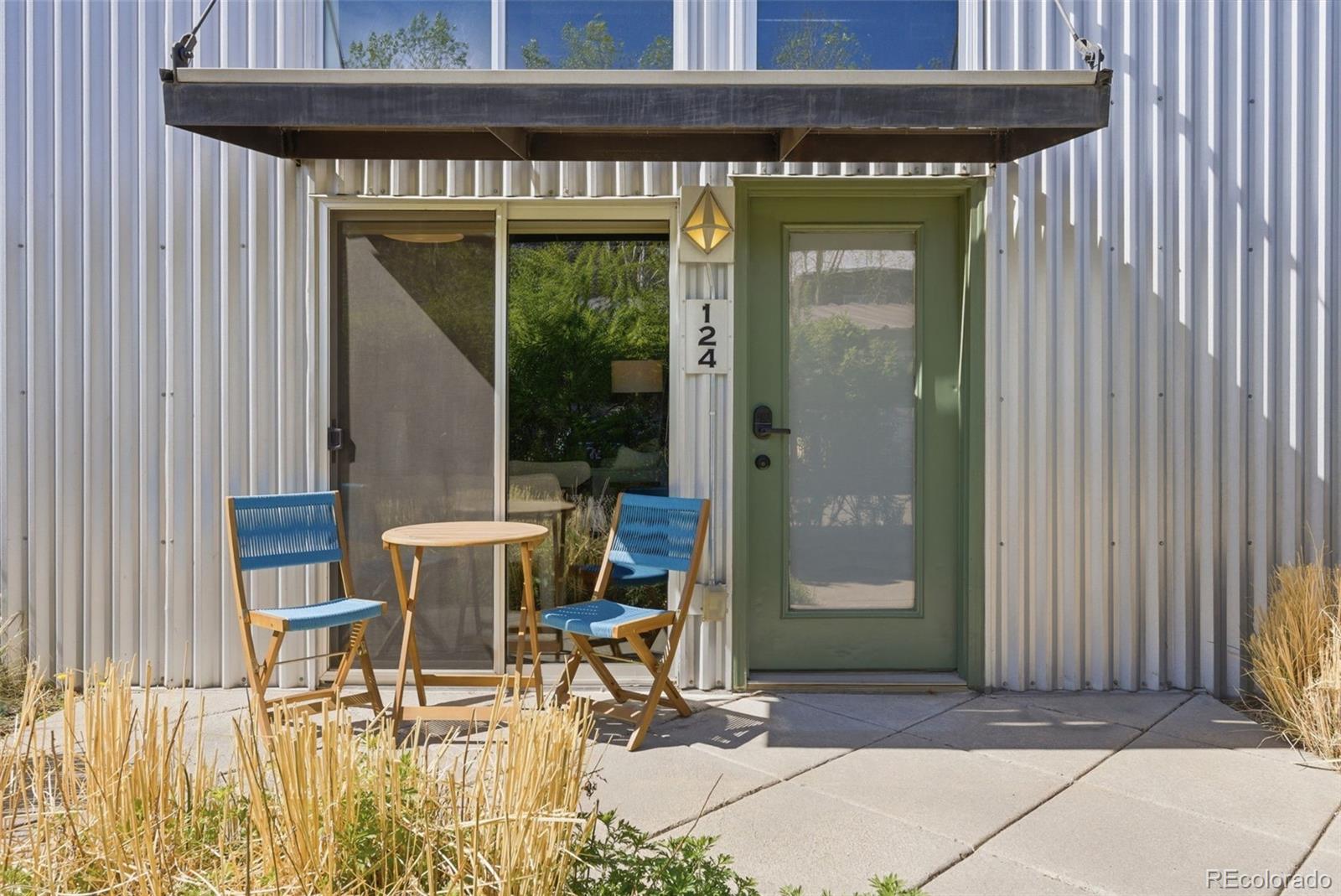 3033 Blake Street Unit: 124