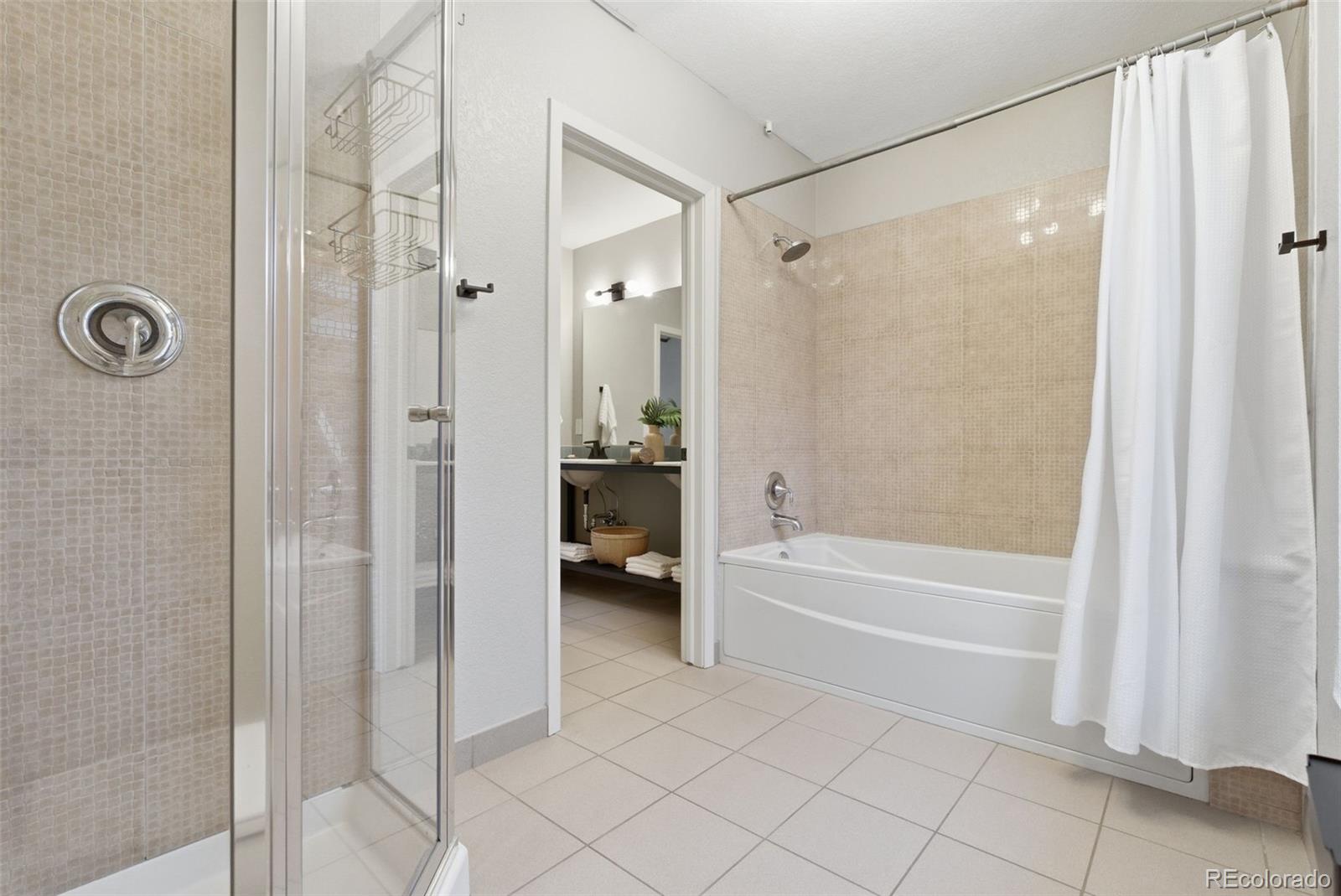 3033 Blake Street Unit: 124