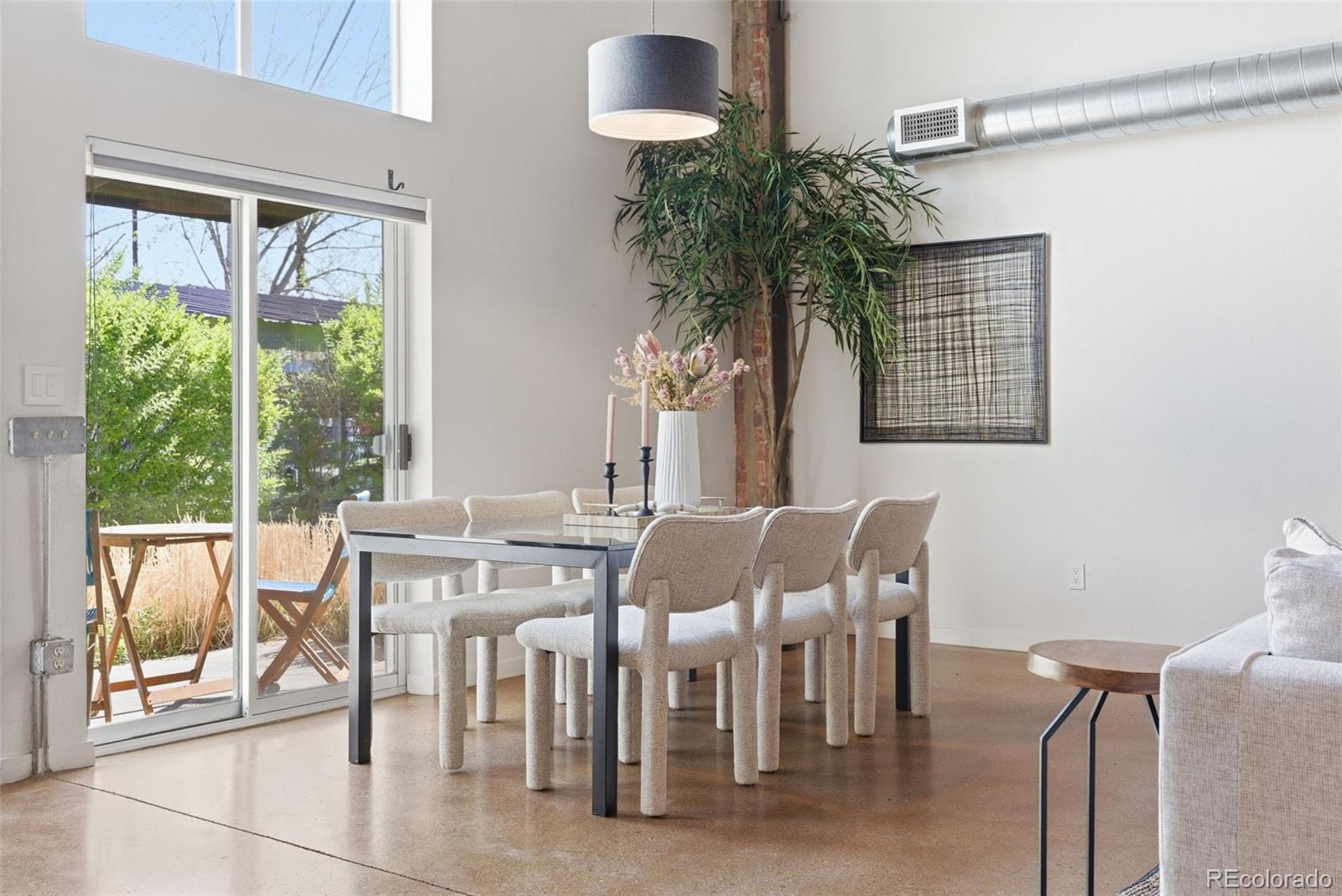 3033 Blake Street Unit: 124