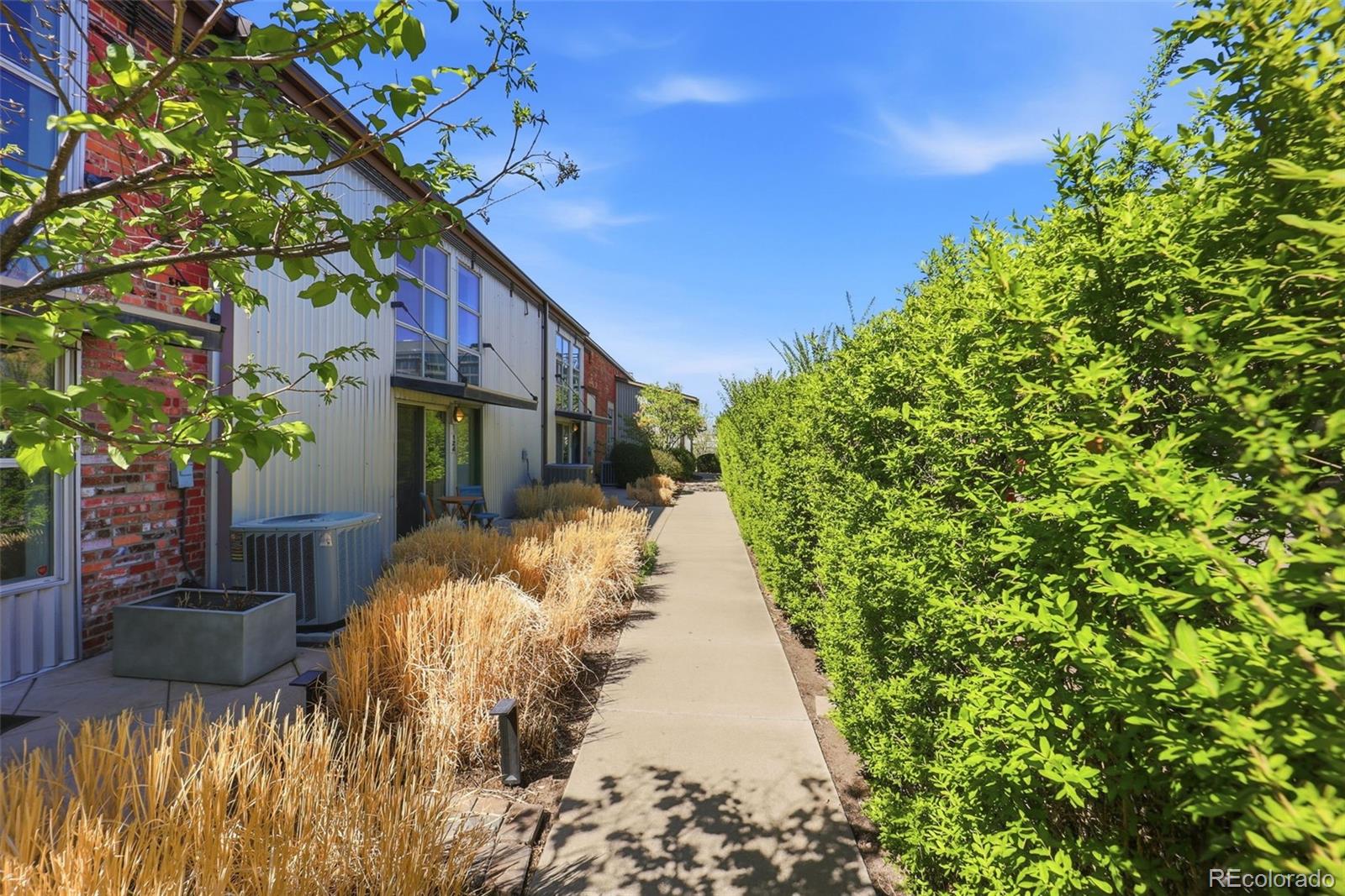 3033 Blake Street Unit: 124