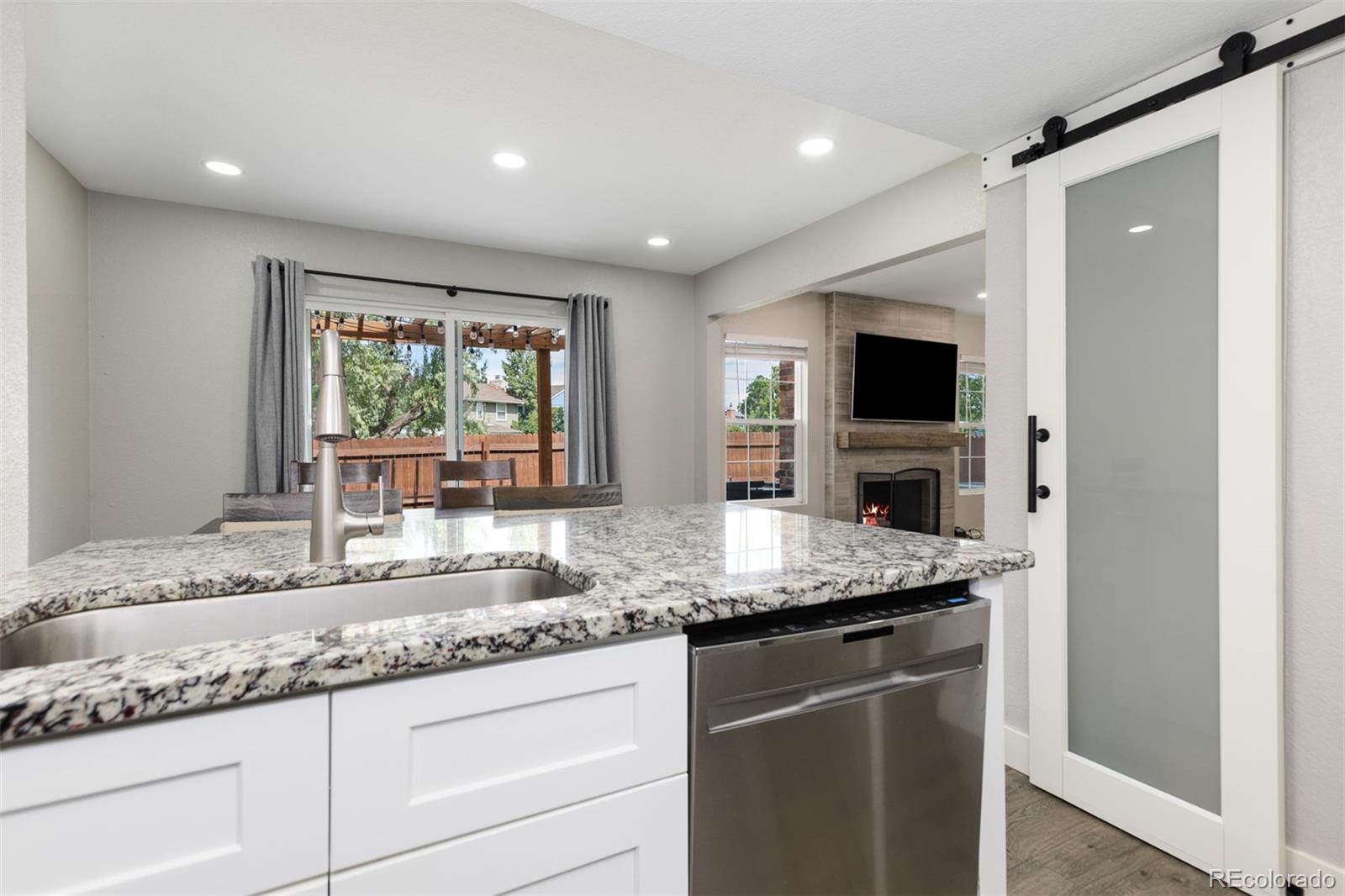 8752 Independence Way