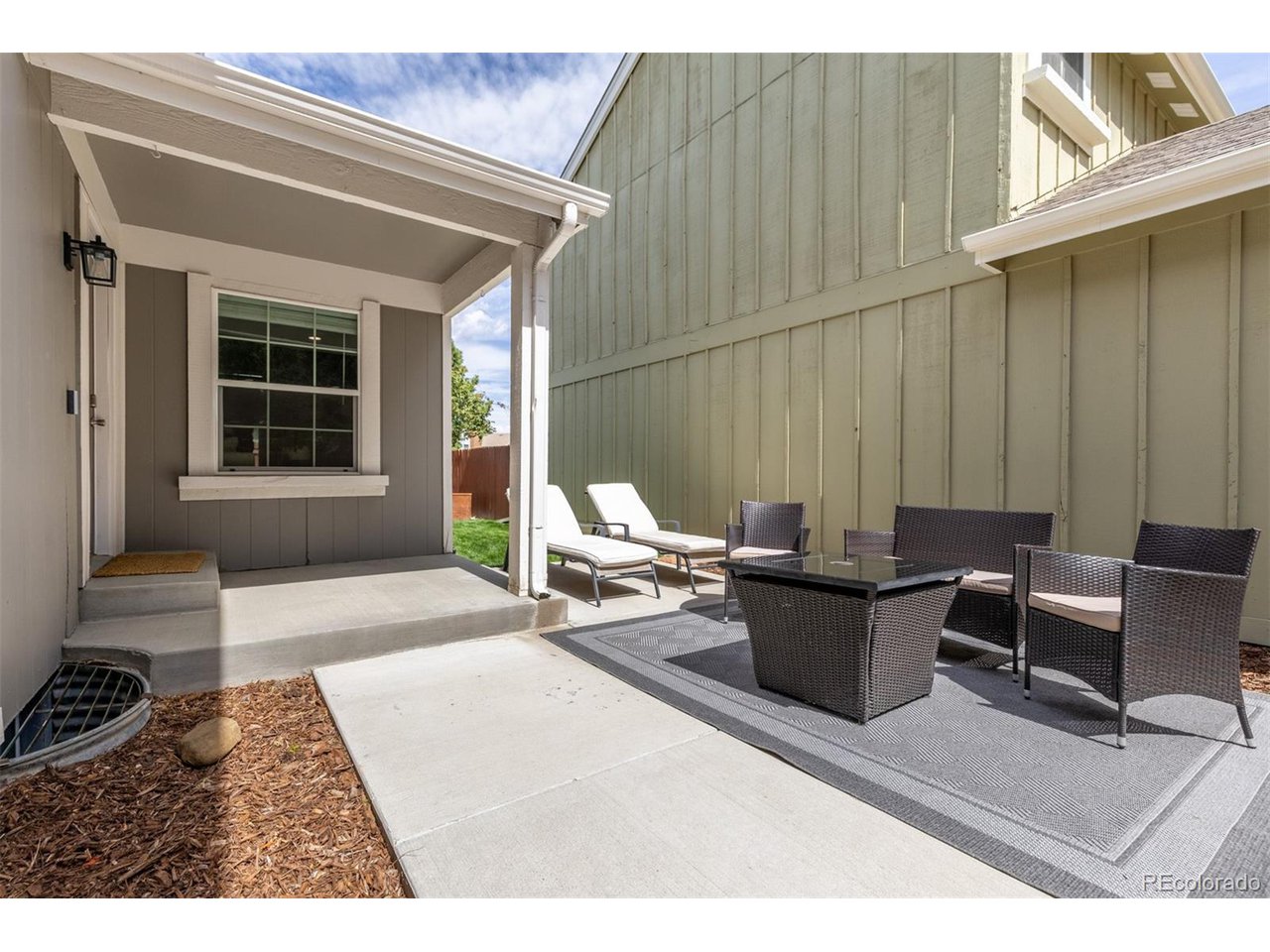 8752 Independence Way