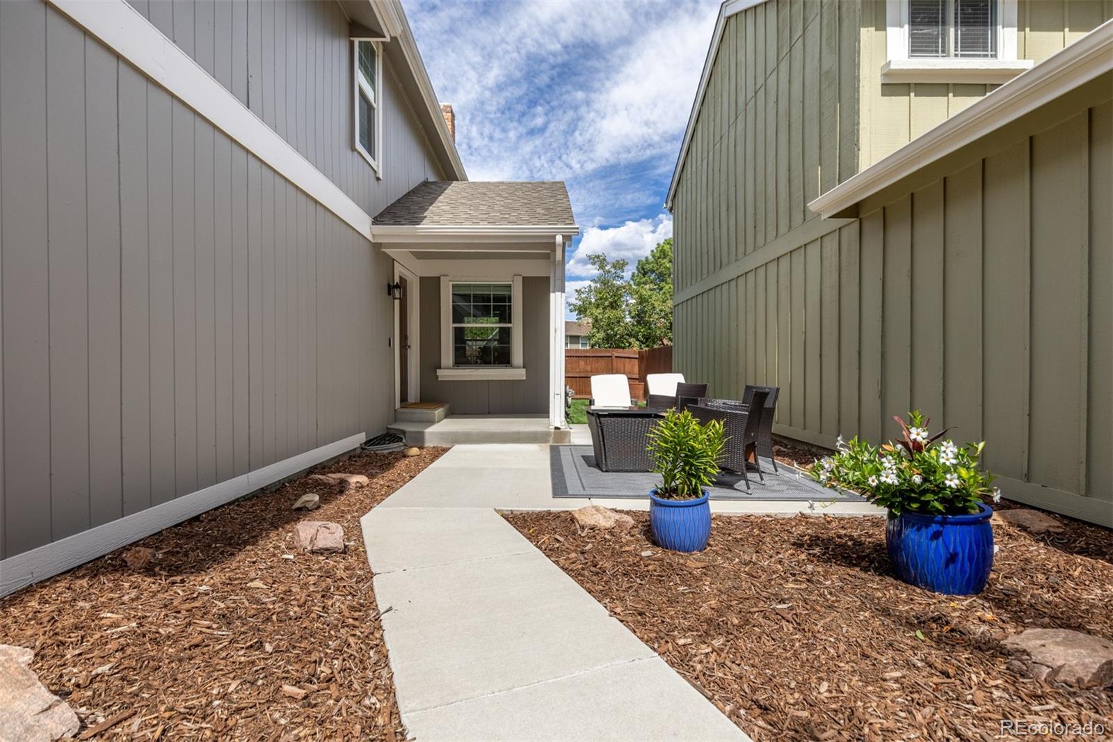 8752 Independence Way