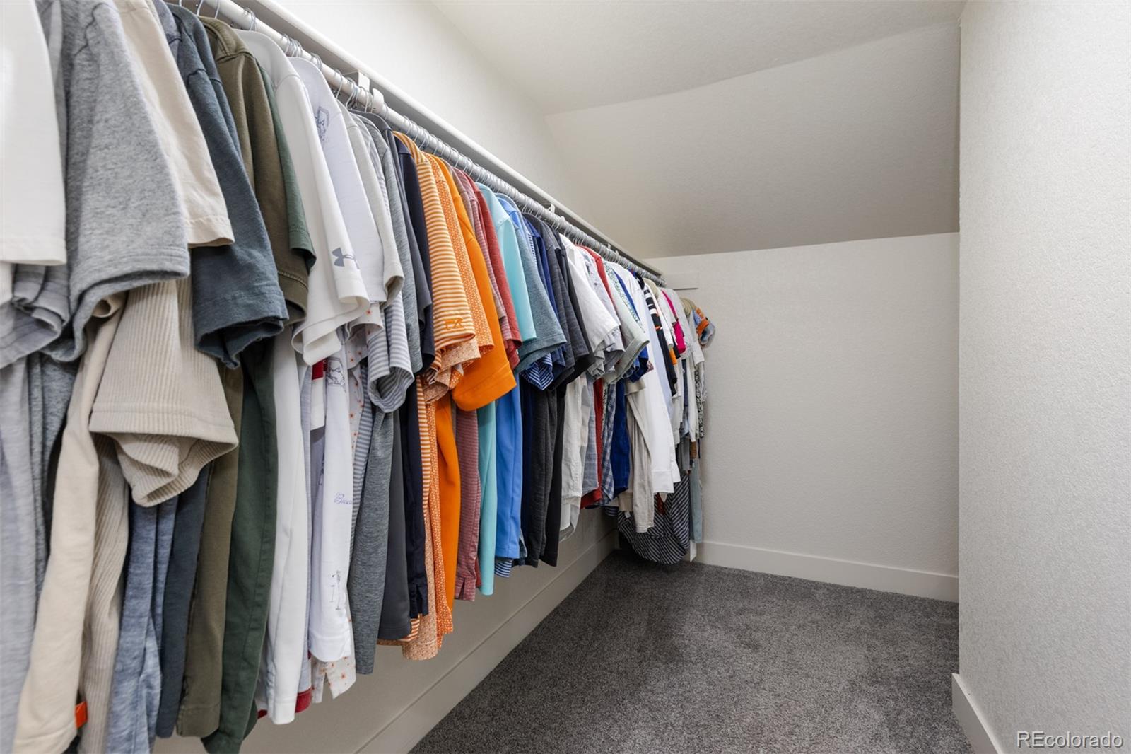 8752 Independence Way