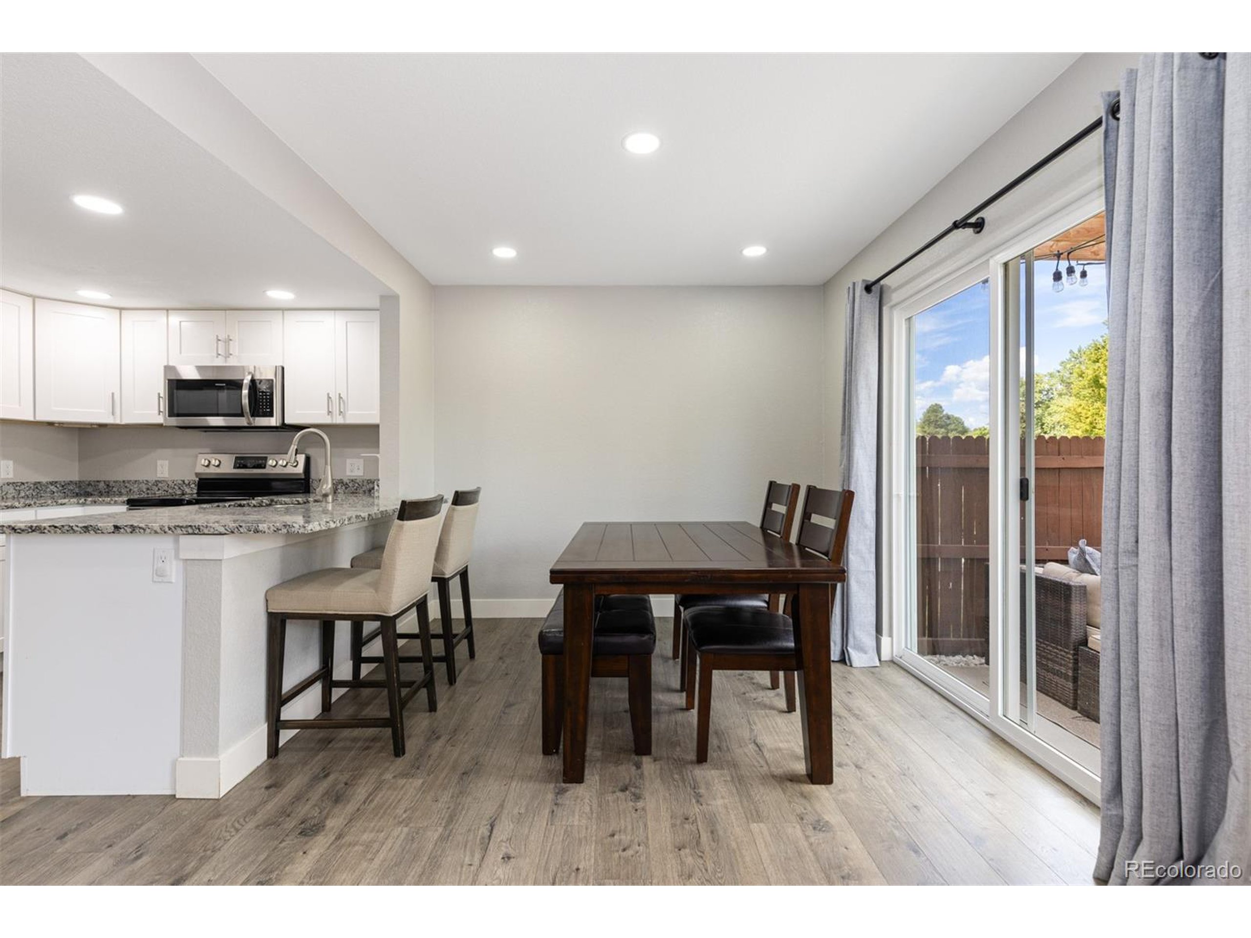 8752 Independence Way