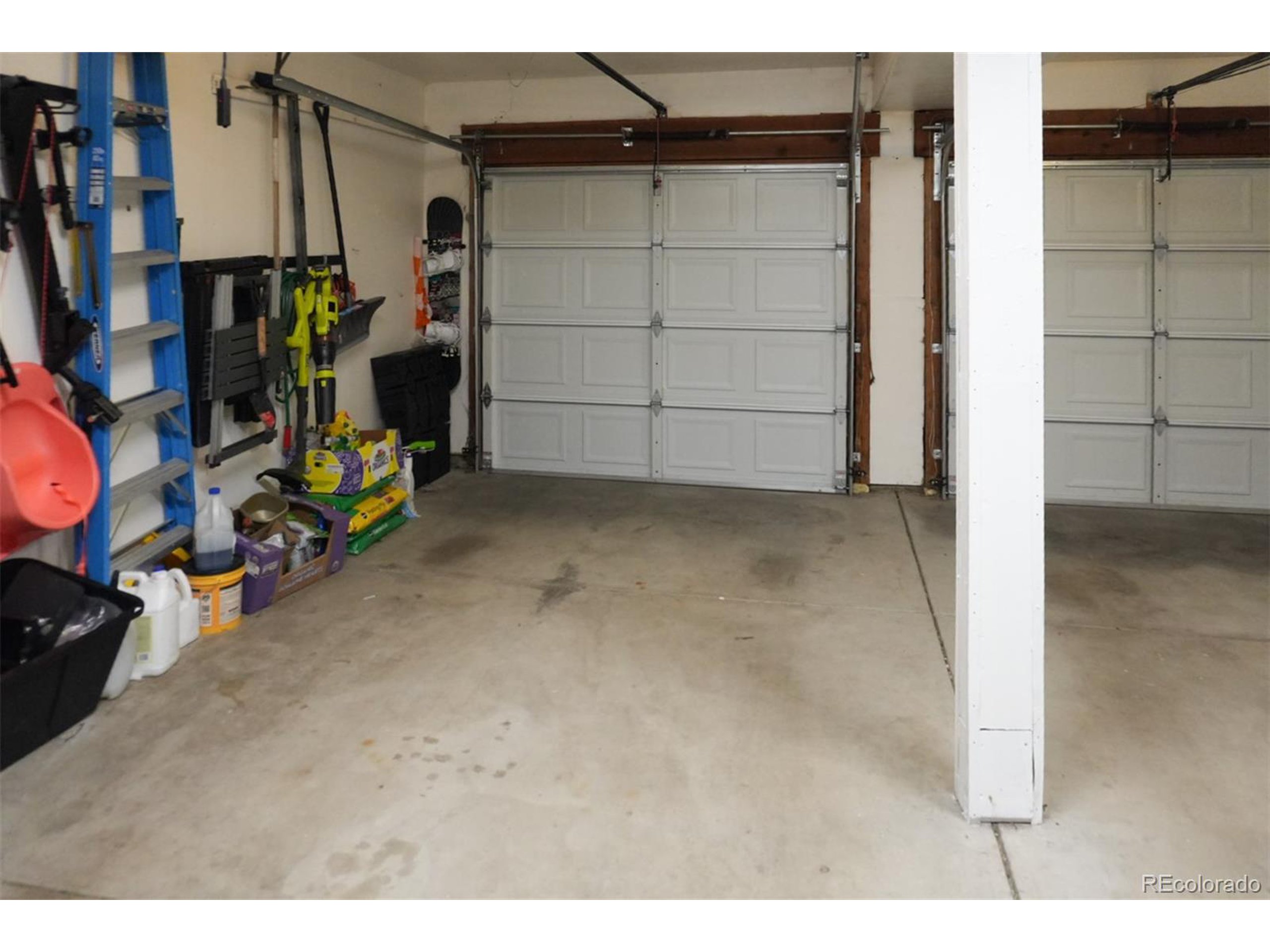 8752 Independence Way