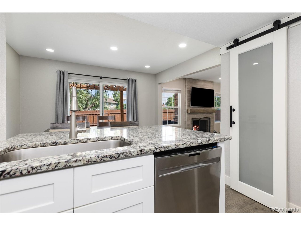 8752 Independence Way