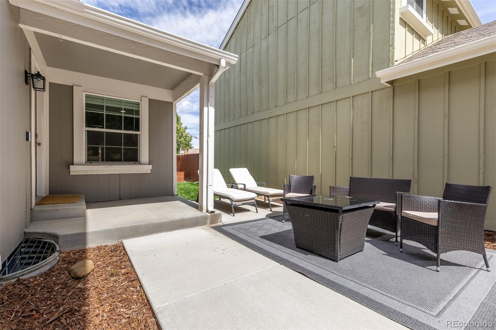 8752 Independence Way