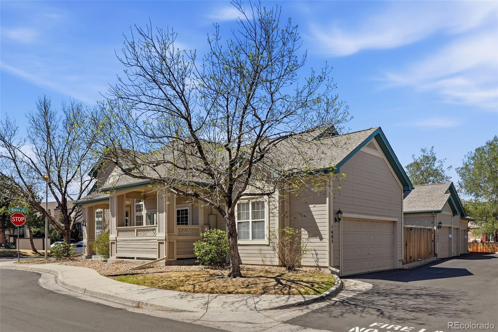 1685 S Emporia Court
